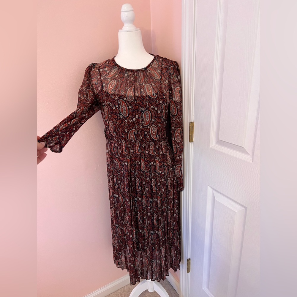 Brad new. Perfect dress for Christmas Eve